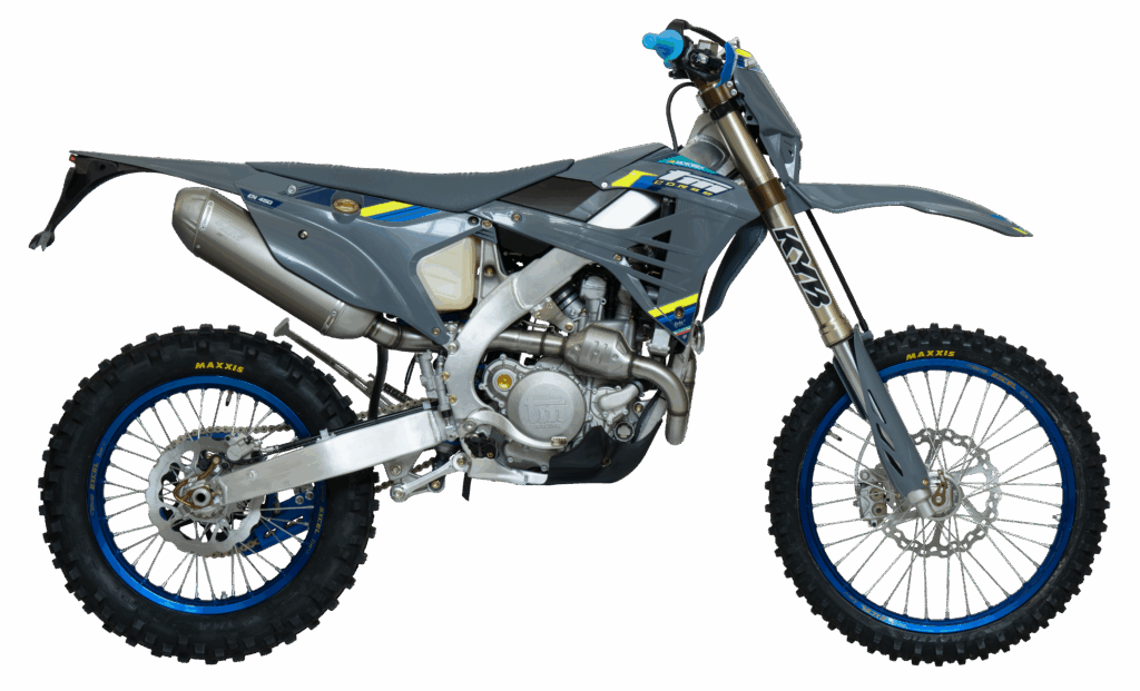 EN 450 CORSE 4T FI-3